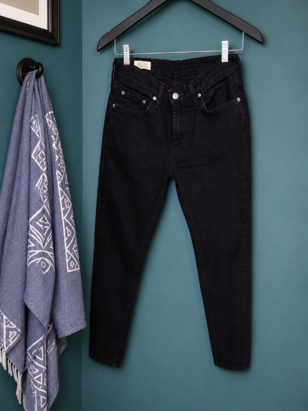 Levi's-Skinny-511- Women's- SZ 28- Black